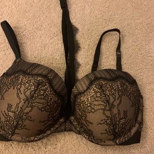 Victoria’s Secret Very Sexy Lish Up Bra